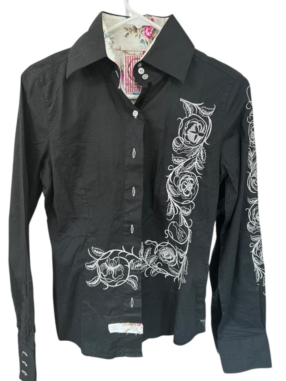 Women’s English Rose Black Long-Sleeve Shirt with White Floral Embroidery